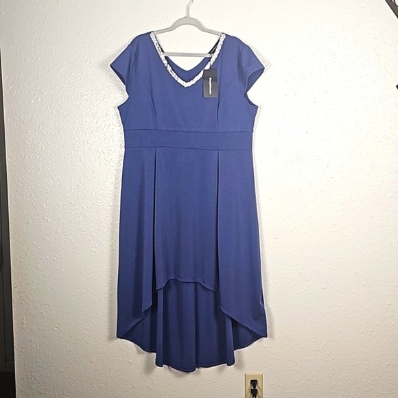 ShopWonder Dresses & Skirts - ShopWonder XXL High-Low Cap Sleeve Formal Dress